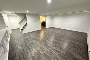 64 E Fenimore St, Valley Stream, NY 11580 - Photo 29
