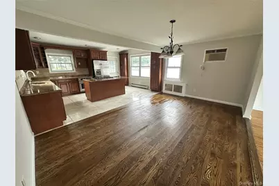 64 E Fenimore Street, Valley Stream, NY 11580 - Photo 7