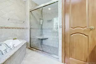 60 Chestnut Ln, Woodbury, NY 11797 - Photo 21