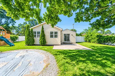 370 Grand Boulevard, Deer Park, NY 11729 - Photo 3