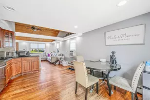 370 Grand Blvd, Deer Park, NY 11729 - Photo 11