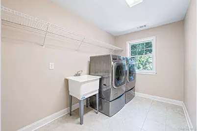 3 Dionne Court, Northport, NY 11768 - Photo 25