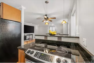 425 Shore Road #2D, Long Beach, NY 11561 - Photo 11