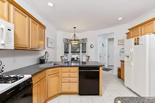 31 Willow Wood Dr, East Setauket, NY 11733 - Photo 11