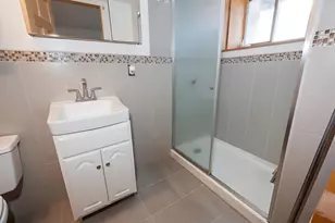 137-20 233rd St, Rosedale, NY 11422 - Photo 13