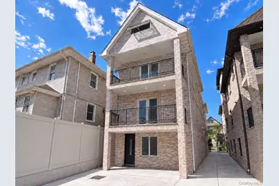 7-17 College Place, College Point, NY 11356 - Photo 5