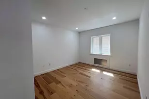 7-17 College Pl, College Point, NY 11356 - Photo 11