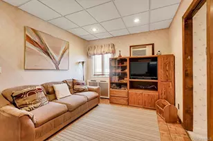 59 11th St, Hicksville, NY 11801 - Photo 15