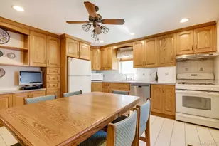 59 11th St, Hicksville, NY 11801 - Photo 11