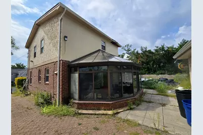 10 Summer Avenue, Great Neck, NY 11020 - Photo 5