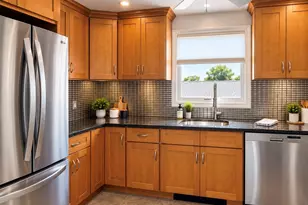 537 E Park Ave, Long Beach, NY 11561 - Photo 3