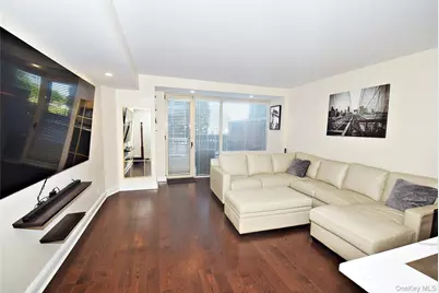 111 Cherry Valley Avenue #M6, Garden City, NY 11530 - Photo 7