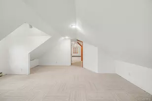 146-45 13th Ave, Whitestone, NY 11357 - Photo 17