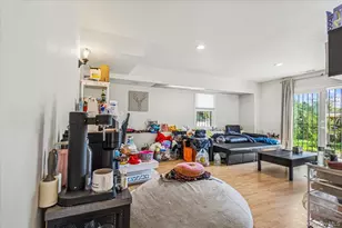 11-07 137th St, College Point, NY 11356 - Photo 13