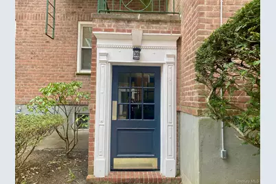 30 Catheral Avenue #4A, Hempstead, NY 11550 - Photo 3
