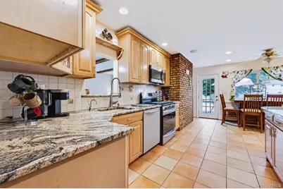 281 Town Line Road, East Northport, NY 11731 - Photo 11