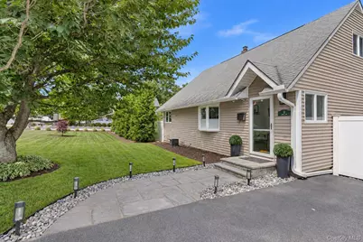 11 Jean Lane, Hartsdale, NY 10530 - Photo 3