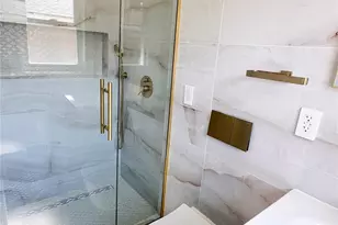 73-30 244th St, Little Neck, NY 11362 - Photo 11