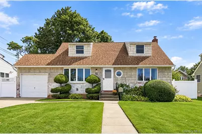 15 Scholl Drive, Farmingdale, NY 11735 - Photo 1
