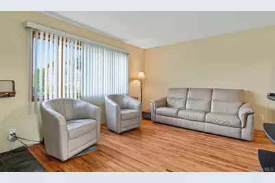 15 Scholl Drive, Farmingdale, NY 11735 - Photo 5