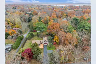 17 Hawkins Lane, Brookhaven, NY 11719 - Photo 5