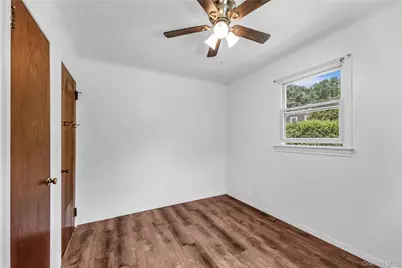 17 Hawkins Lane, Brookhaven, NY 11719 - Photo 33