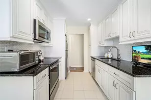 461 Sierra Vista Ln, Valley Cottage, NY 10989 - Photo 5