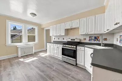 448 Fourth Avenue #2, Pelham, NY 10803 - Photo 5