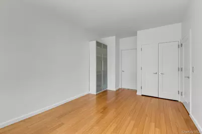 24-15 Queens Plaza N #6B, Long Island City, NY 11101 - Photo 19