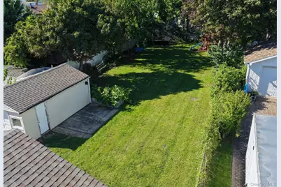410 10th Street, West Babylon, NY 11704 - Photo 3