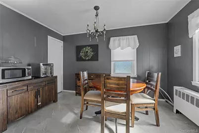 410 10th Street, West Babylon, NY 11704 - Photo 9
