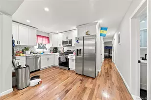 137-14 Bedell St, Springfield Gardens, NY 11413 - Photo 11