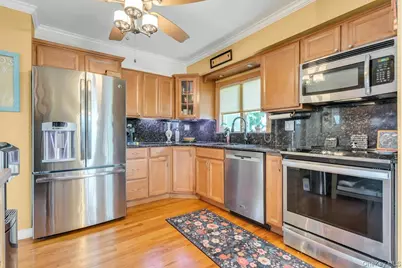 8 N Summit Drive, Massapequa, NY 11758 - Photo 7