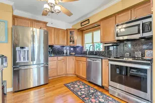 8 N Summit Dr, Massapequa, NY 11758 - Photo 7