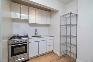 46-01 39th Ave, Sunnyside, NY 11104 - Photo 3