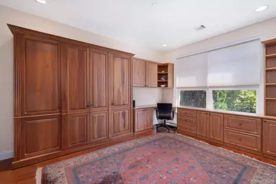 103 Roosevelt Way, Westbury, NY 11590 - Photo 7