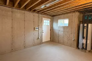 25 Jareds Path, Brookhaven, NY 11719 - Photo 41