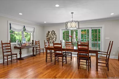 299 Stratton Road, New Rochelle, NY 10804 - Photo 9