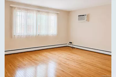 185 Bennett Avenue #Unit 1, Yonkers, NY 10701 - Photo 1