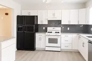 185 Bennett Ave, Yonkers, NY 10701 - Photo 13