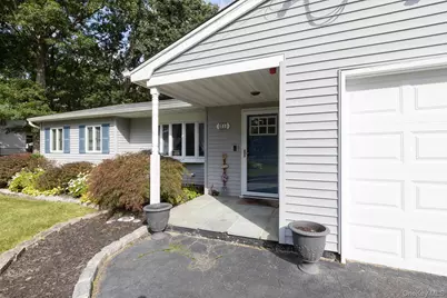 21 Aberdeen Drive, Mastic, NY 11950 - Photo 5