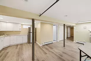 90 Conklin St, Farmingdale, NY 11735 - Photo 21