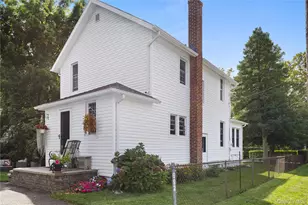 992 Roanoke Ave, Riverhead, NY 11901 - Photo 19