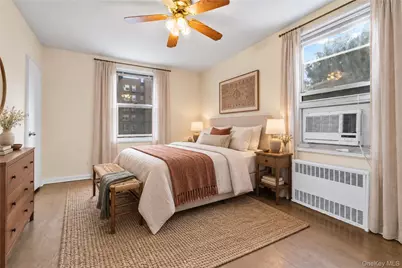 27-10 Parsons Boulevard #2F, Flushing, NY 11354 - Photo 11