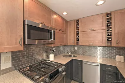 370 W Broadway #1A, Long Beach, NY 11561 - Photo 9