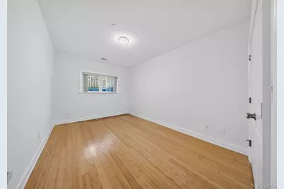 343 Soundview Lane, College Point, NY 11356 - Photo 11
