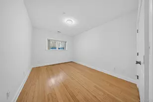 343 Soundview Ln, College Point, NY 11356 - Photo 11