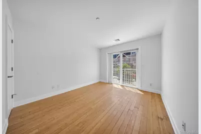 343 Soundview Lane, College Point, NY 11356 - Photo 27