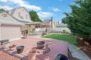 66 Fairmount St, Valley Stream, NY 11580 - Photo 21