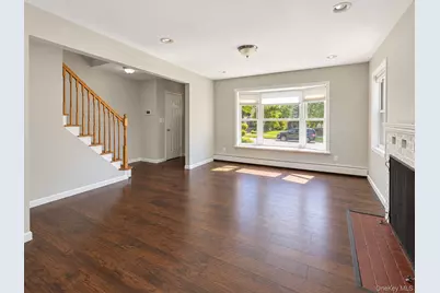 21757 77th Avenue, Oakland Gardens, NY 11364 - Photo 5